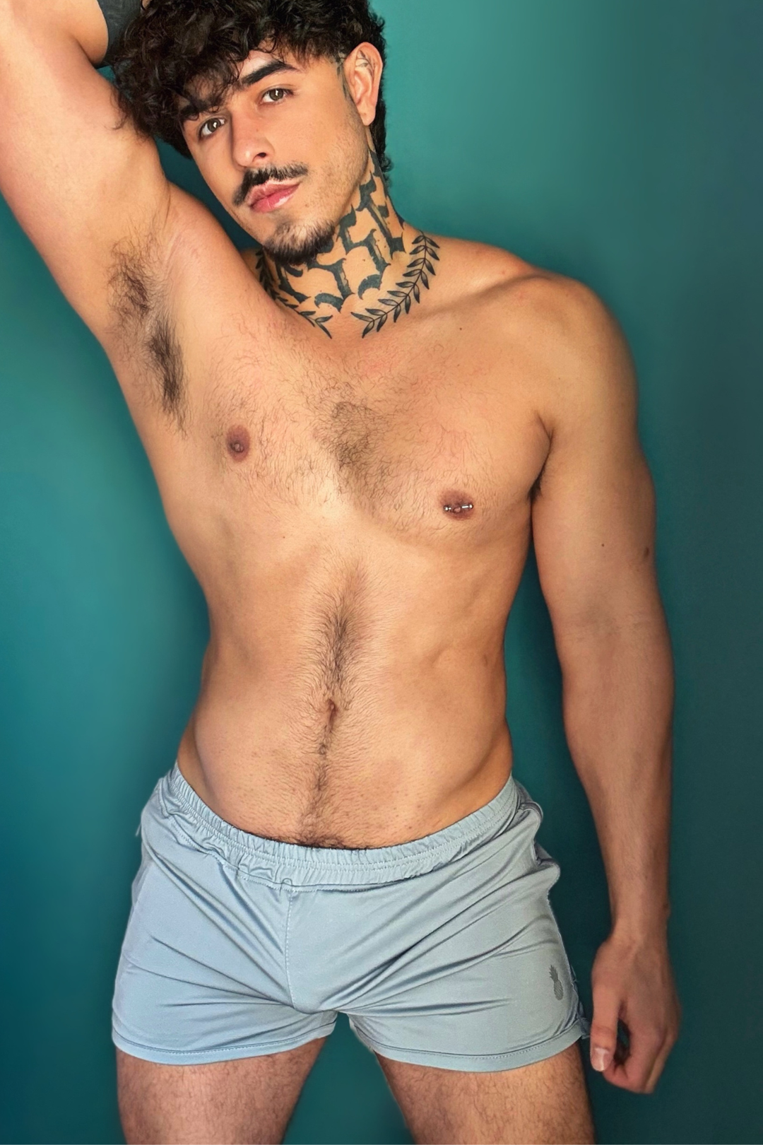 2" Side Split Booty Shorts - Glacier Grey