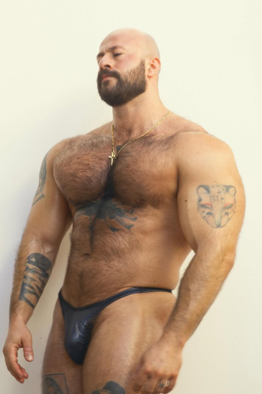 Luna Scrunch-Butt Thong - Metallic Black